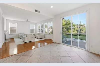 8010 Calle Pinon, Carlsbad, CA 92009 - Photo 12