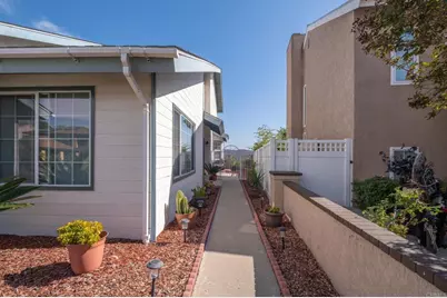 10865 Charing Cross Road, Spring Valley, CA 91978 - Photo 4