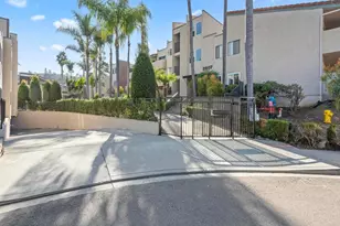 2639 Pirineos Way, Carlsbad, CA 92009 - Photo 32