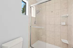 2639 Pirineos Way, Carlsbad, CA 92009 - Photo 20