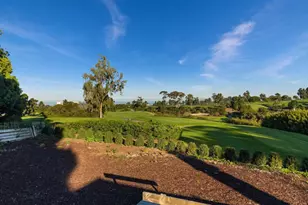 1402 W Muirlands Dr, La Jolla, CA 92037 - Photo 18