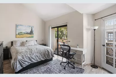 8435 Via Mallorca #92, La Jolla, CA 92037 - Photo 18