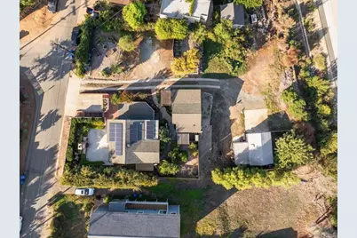 697 Ocean View Avenue, Encinitas, CA 92024 - Photo 30