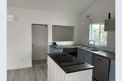 697 Ocean View Avenue, Encinitas, CA 92024 - Photo 40