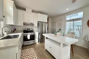 699 N Vulcan Ave, Encinitas, CA 92024 - Photo 16