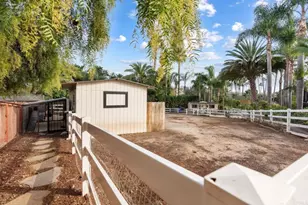 612 Lucylle Ln, Encinitas, CA 92024 - Photo 32