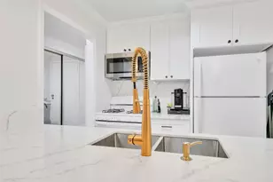 14027 Bayside, Norwalk, CA 90650 - Photo 6