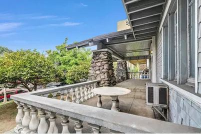 226 S Rampart Boulevard, Los Angeles, CA 90057 - Photo 2