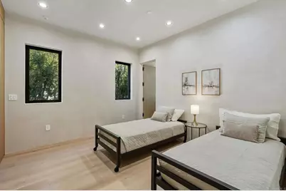 824 N Curson Avenue, Los Angeles, CA 90046 - Photo 38