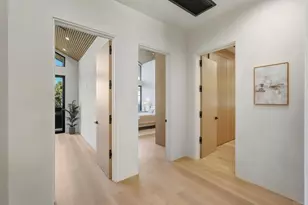 824 N Curson Ave, Los Angeles, CA 90046 - Photo 28