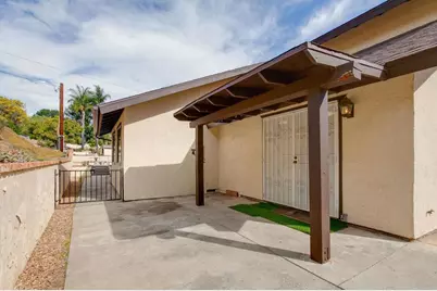 2573 Los Alisos S, Fallbrook, CA 92028 - Photo 28