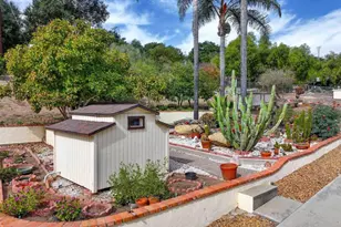 2573 Los Alisos S, Fallbrook, CA 92028 - Photo 56