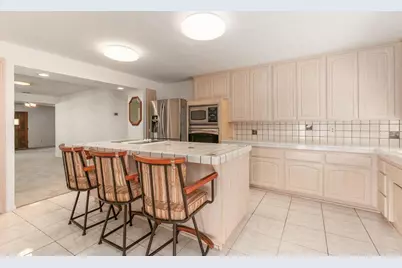 2573 Los Alisos S, Fallbrook, CA 92028 - Photo 2