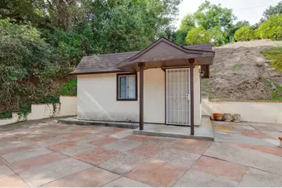 2573 Los Alisos S, Fallbrook, CA 92028 - Photo 32
