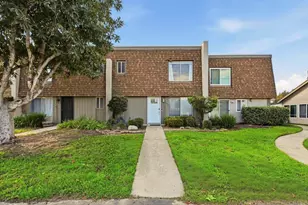 233 Festival Dr, Oceanside, CA 92057 - Photo 2