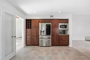 2070 Tiffany Dr, Oceanside, CA 92056 - Photo 14