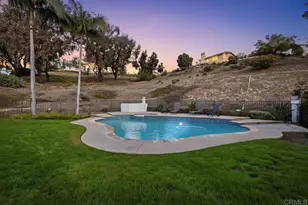 2070 Tiffany Dr, Oceanside, CA 92056 - Photo 20