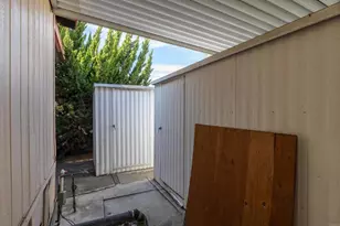 1010 E Bobier Dr, Vista, CA 92084 - Photo 6