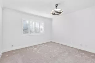 7405 Charmant Dr, San Diego, CA 92122 - Photo 10