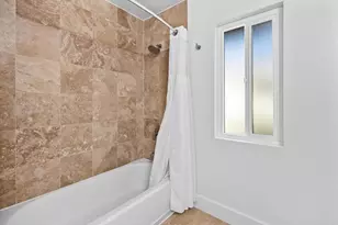 7405 Charmant Dr, San Diego, CA 92122 - Photo 16