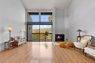 2508 Navarra Dr, Carlsbad, CA 92009 - Photo 8