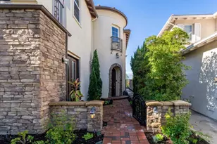 2225 David Pl, Carlsbad, CA 92008 - Photo 2