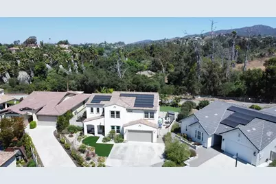 1564 Manzanita Hollow, Vista, CA 92084 - Photo 4