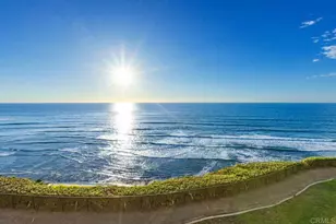 369 W I St, Encinitas, CA 92024 - Photo 2