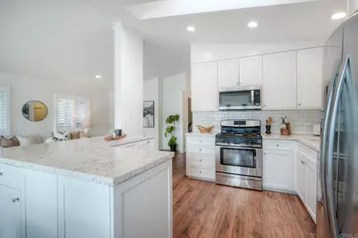 6494 Friendly Place, Carlsbad, CA 92011 - Photo 6