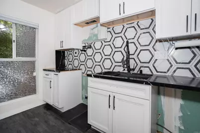 5700 Baltimore Drive #16, La Mesa, CA 91942 - Photo 6