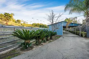 2440 Los Alisos, Fallbrook, CA 92028 - Photo 46