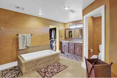 2440 Los Alisos, Fallbrook, CA 92028 - Photo 24