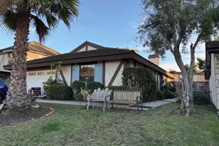 3109 Madera Ct, Carlsbad, CA 92009 - Photo 2