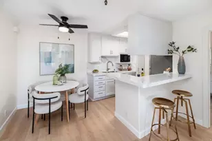 3991 Crown Point Dr, San Diego, CA 92109 - Photo 10