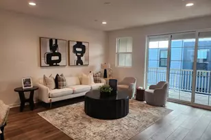 2536 Elderberry Ln, Carlsbad, CA 92008 - Photo 6