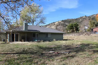 23950 Jacaranda Drive, Tehachapi, CA 93561 - Photo 8