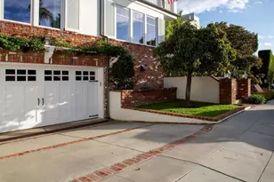 5735 Dolphin Pl, La Jolla, CA 92037 - Photo 34