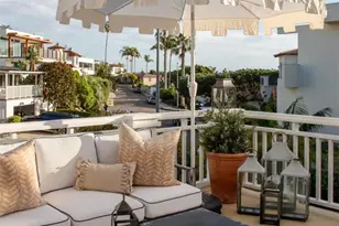 5735 Dolphin Pl, La Jolla, CA 92037 - Photo 32