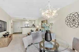 9253 Regents Road, La Jolla, CA 92037 - Photo 2