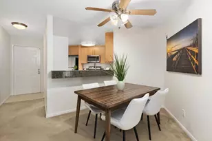 7565 Charmant Dr, San Diego, CA 92122 - Photo 10