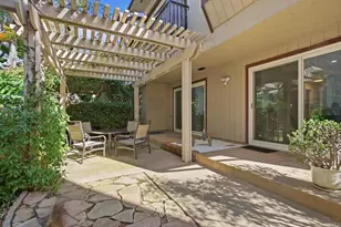 4021 Layang Layang Cir, Carlsbad, CA 92008 - Photo 16