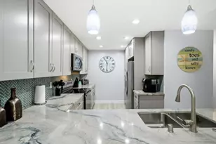 4021 Layang Layang Cir, Carlsbad, CA 92008 - Photo 6