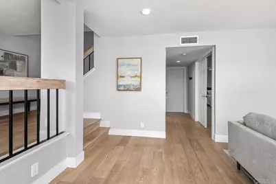 7310 Esfera Street, Carlsbad, CA 92009 - Photo 16