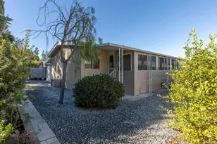 2130 Sunset Dr, Vista, CA 92081 - Photo 24