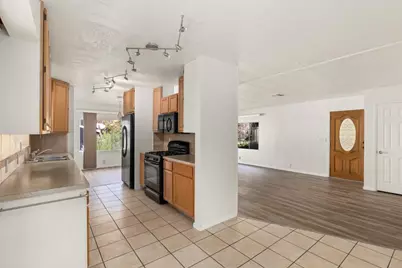 718 Sycamore Avenue #193, Vista, CA 92083 - Photo 8