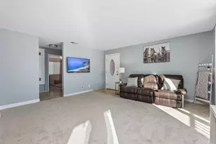 31916 Del Cielo Este, Bonsall, CA 92003 - Photo 8