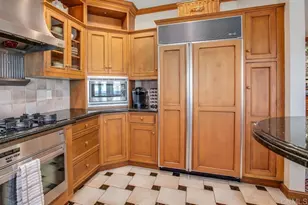 373 Coast Blvd, La Jolla, CA 92037 - Photo 10