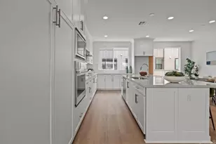 2579 Elderberry Ln, Carlsbad, CA 92008 - Photo 2