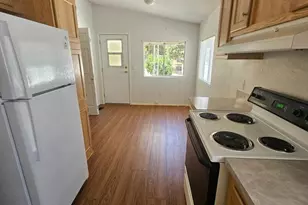 8975 Lawrence Welk Dr, Escondido, CA 92026 - Photo 14