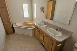 8975 Lawrence Welk Dr, Escondido, CA 92026 - Photo 18